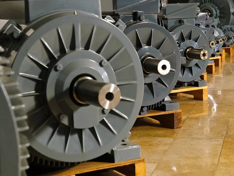 لماذا تعتبر مواتير GAMAK الخيار الأول في الصناعة؟