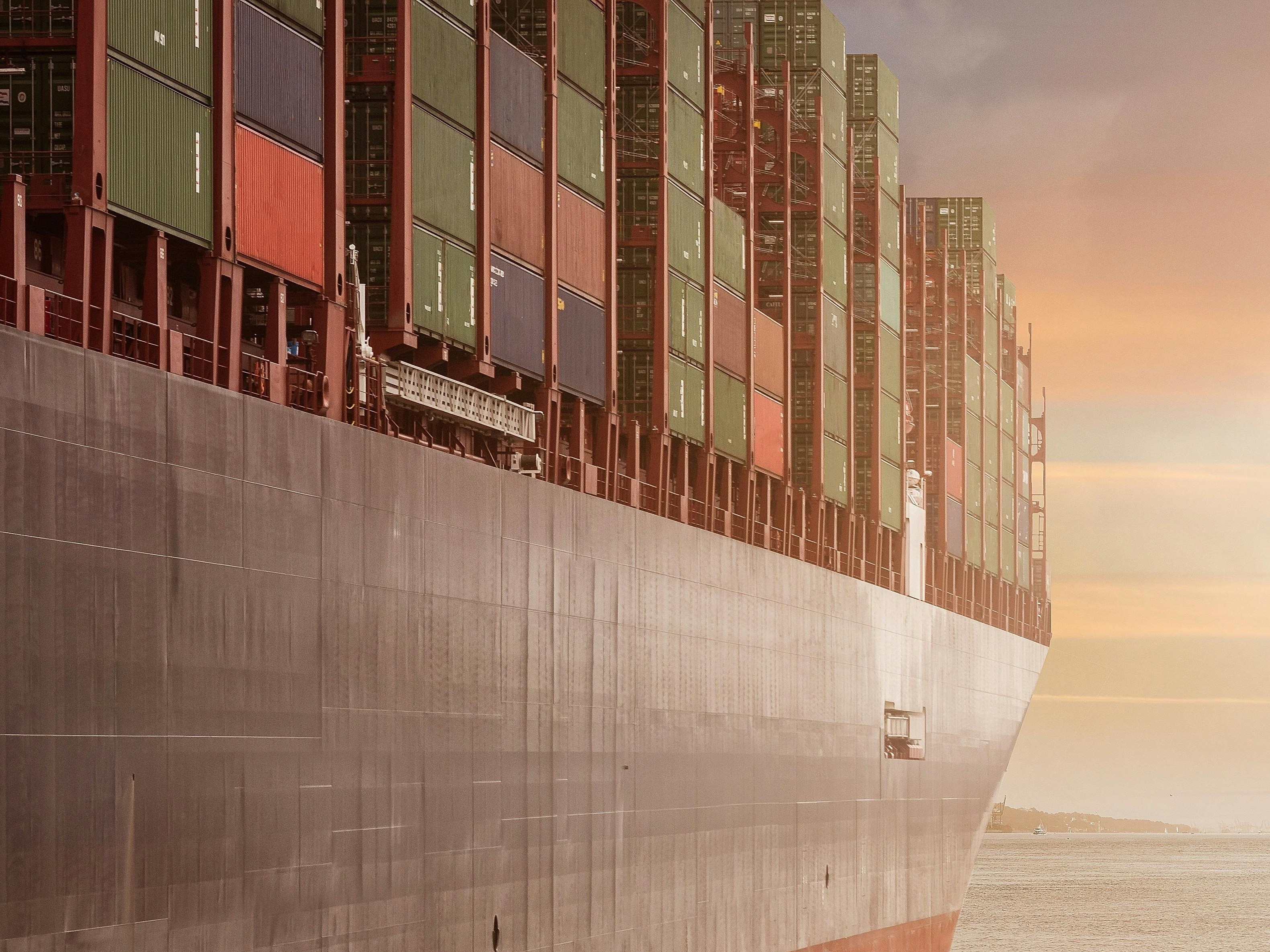 >وكيل حصري لعلامات صناعية رائدة